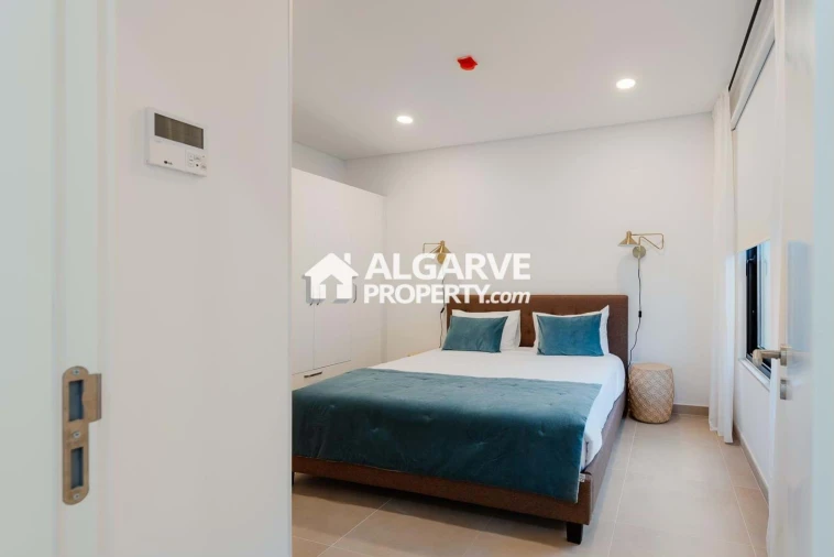 Apartamento T2 para Venda em Faro (Sé e São Pedro) Foto 5