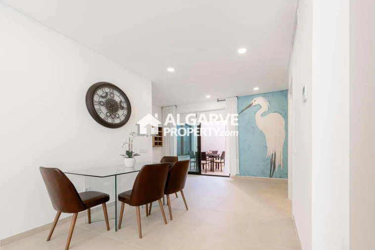 Apartamento T2 para Venda em Faro (Sé e São Pedro) Foto 9