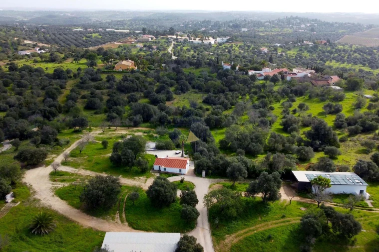 Quinta T1 para Venda em Mexilhoeira Grande Foto 32