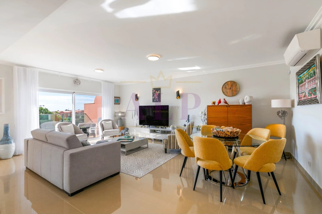 Apartamento T2 para Venda em Lagos (São Sebastião e Santa Maria) Foto 8