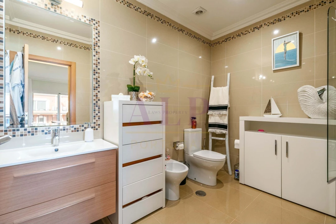 Apartamento T2 para Venda em Lagos (São Sebastião e Santa Maria) Foto 17