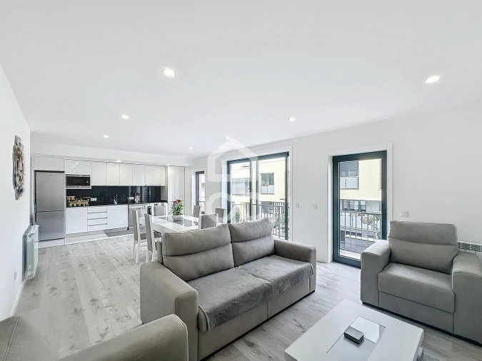 Apartamento T2 para Venda em Santa Maria Maior Foto 4