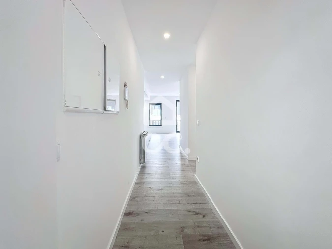 Apartamento T2 para Venda em Santa Maria Maior Foto 8