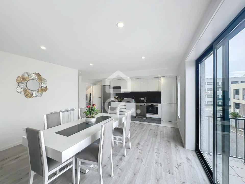 Apartamento T2 para Venda em Santa Maria Maior Foto 6