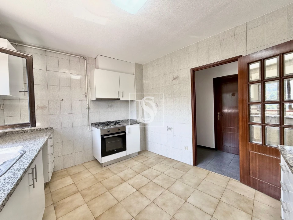 Moradia T6 para Venda em Santo Tirso, Couto (Santa Cristina e São Miguel) e Burgães Foto 7