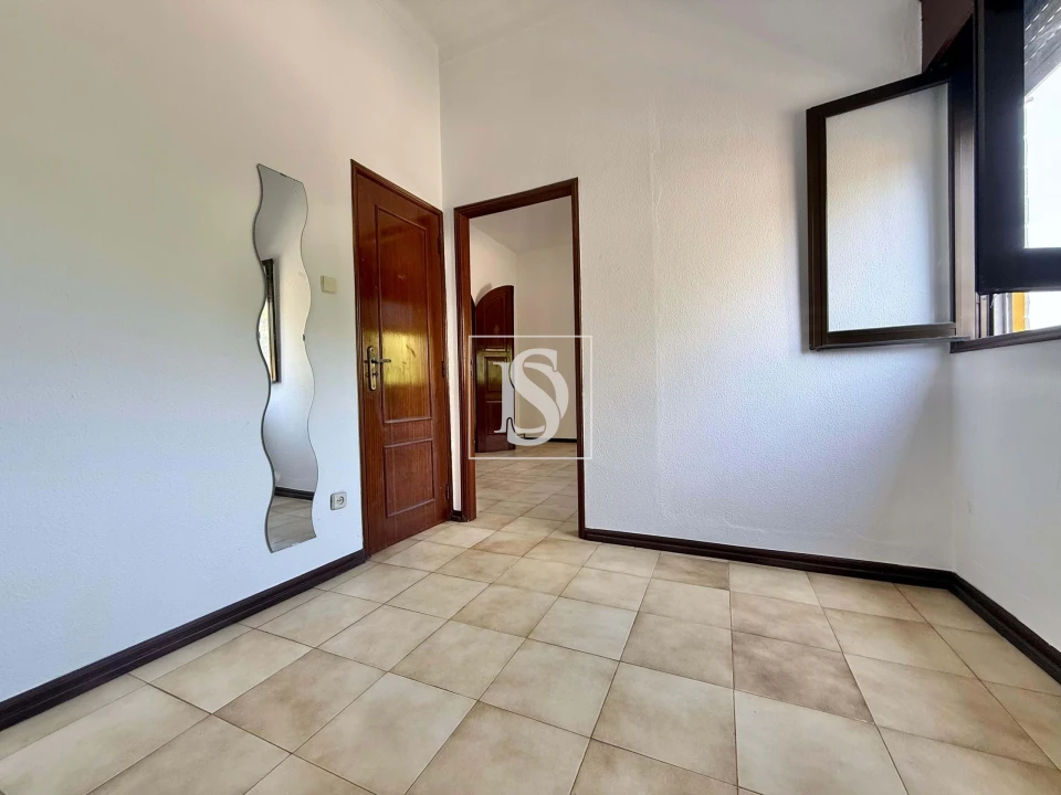 Moradia T6 para Venda em Santo Tirso, Couto (Santa Cristina e São Miguel) e Burgães Foto 9