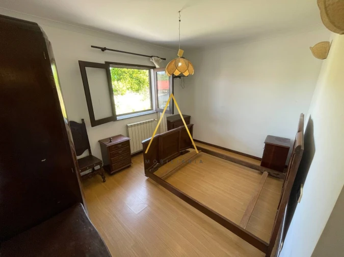 Moradia T3 para Venda em Orgens Foto 7