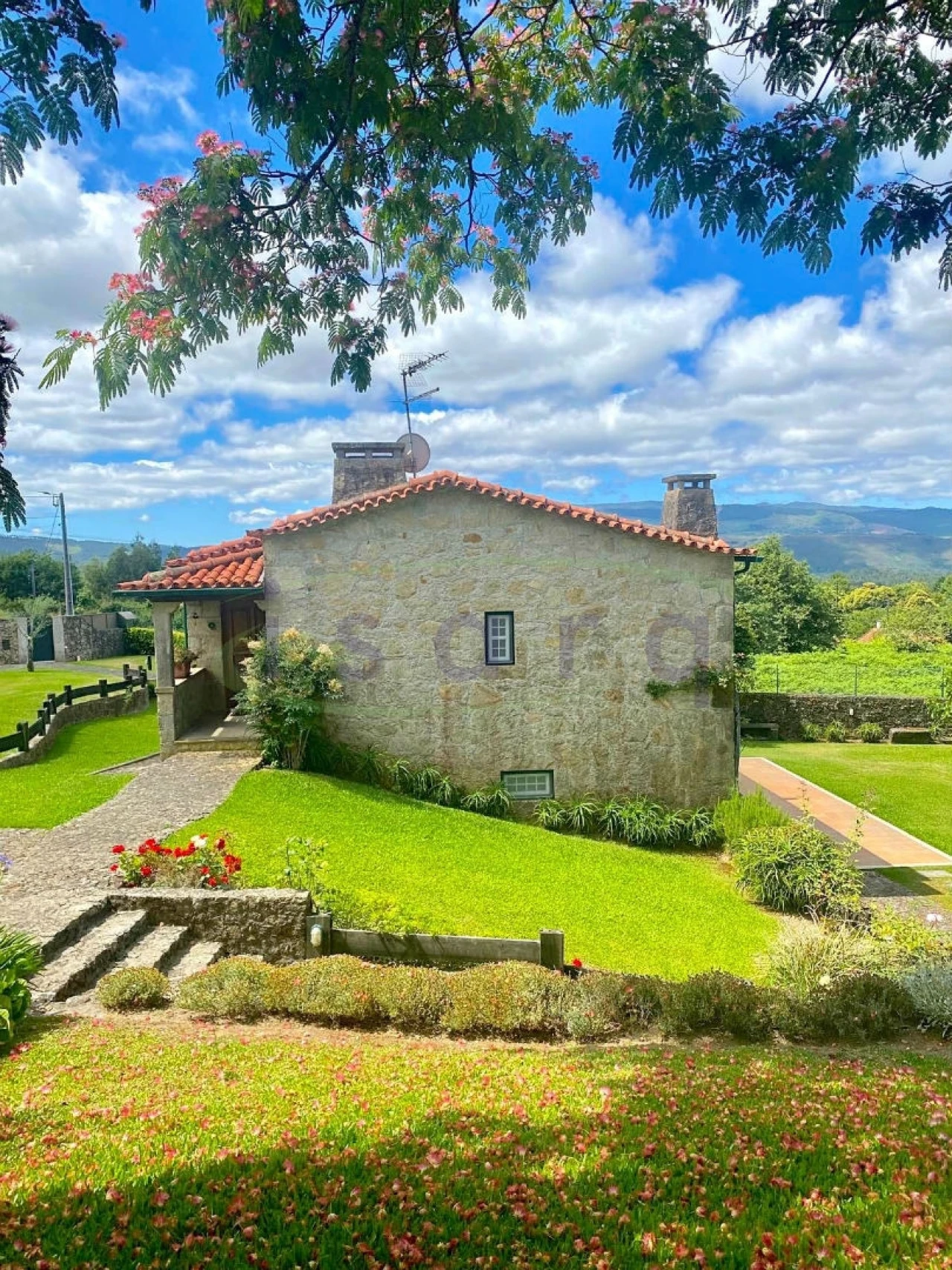 Quinta T7 para Venda em Agualonga Foto 1