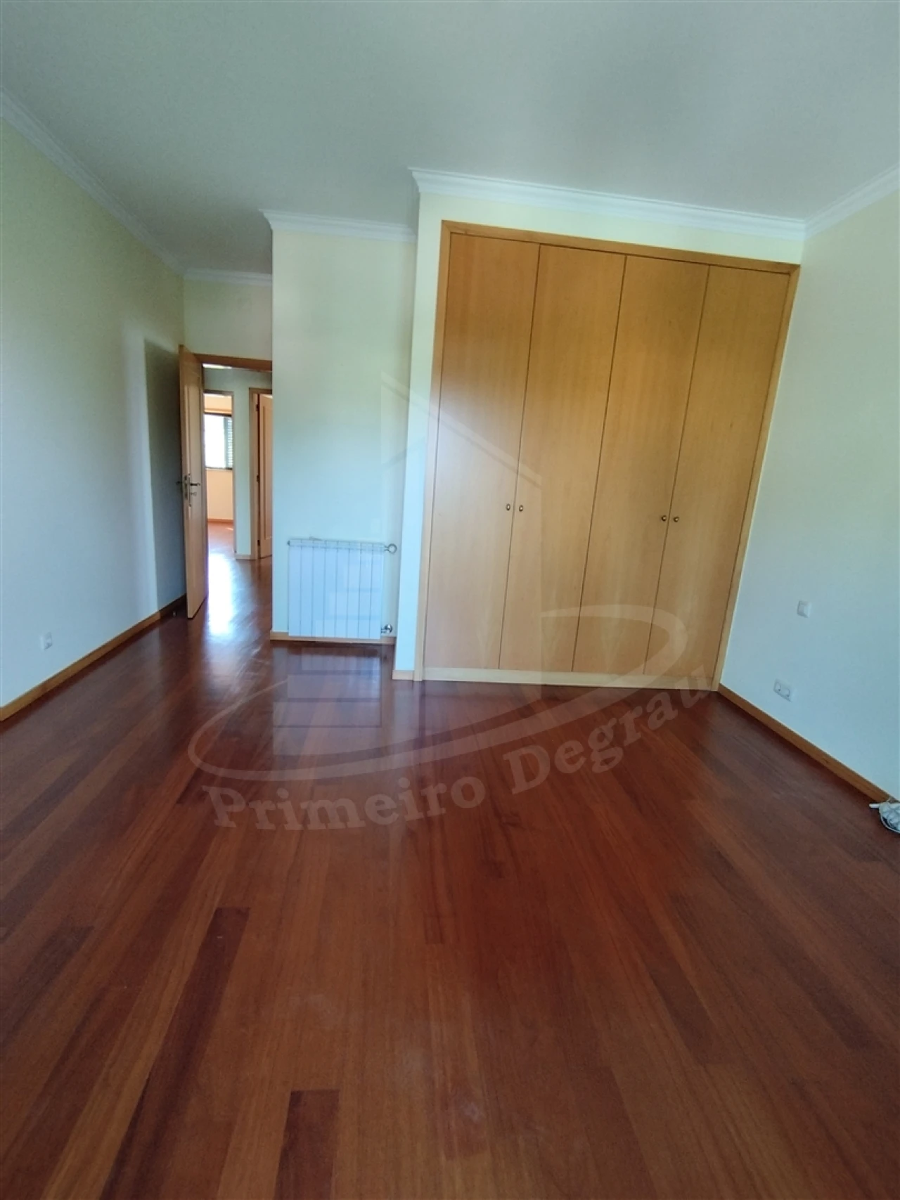 Moradia T4 para Venda em Lago Foto 22