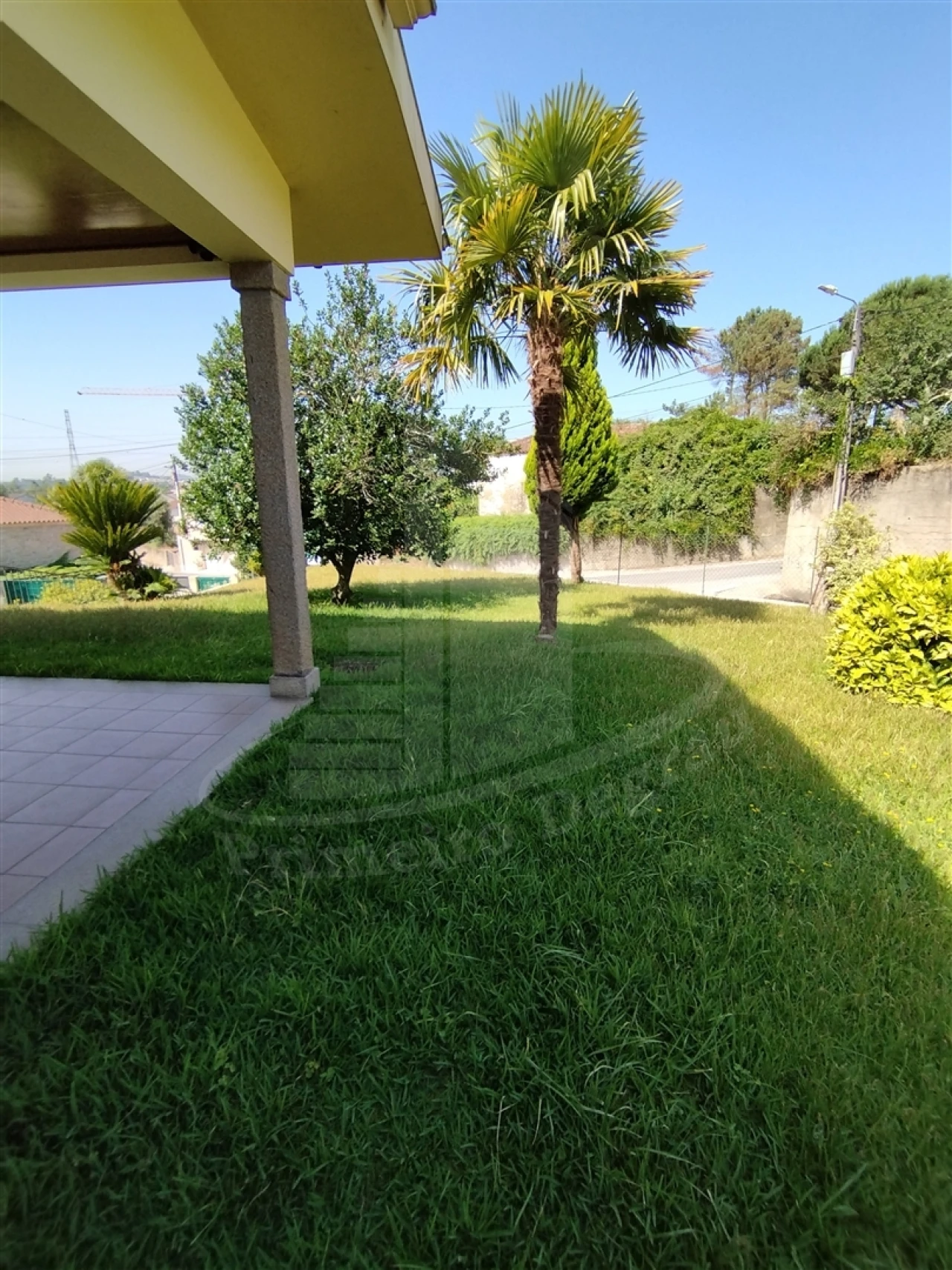 Moradia T4 para Venda em Lago Foto 1