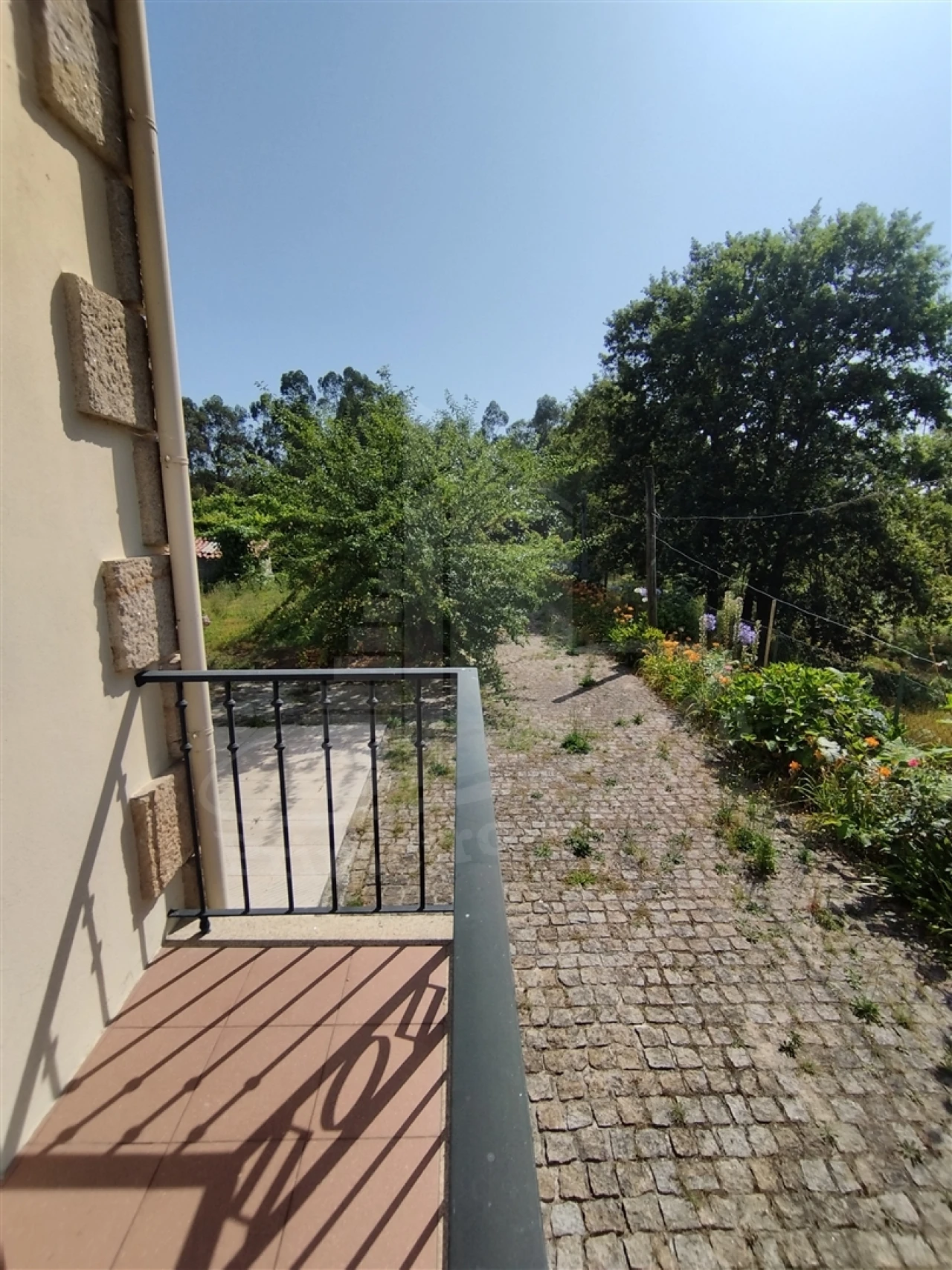 Moradia T4 para Venda em Lago Foto 51