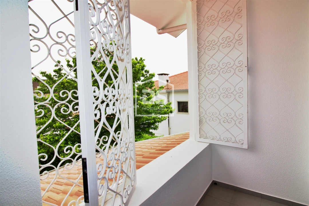 Moradia T4 para Venda em Freixo de Cima e de Baixo Foto 39