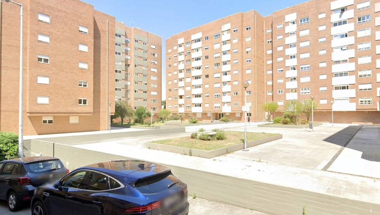 Apartamento T4 para Arrendamento em São Mamede de Infesta e Senhora da Hora Foto 3