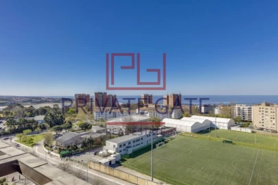 Apartamento T3 para Venda em Lordelo do Ouro e Massarelos