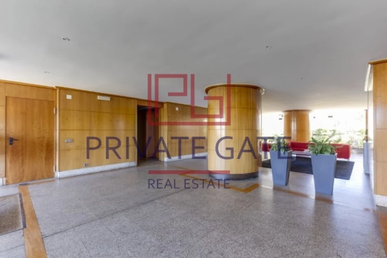Apartamento T3 para Venda em Lordelo do Ouro e Massarelos Foto 25
