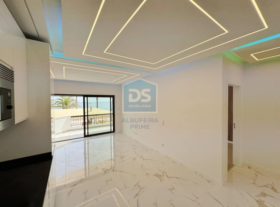 Apartamento T3 para Venda em Quarteira Foto 11