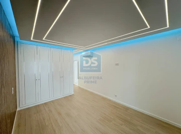 Apartamento T3 para Venda em Quarteira
