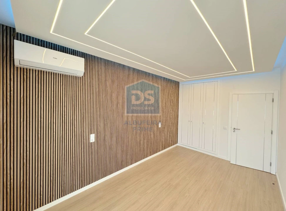 Apartamento T3 para Venda em Quarteira Foto 39