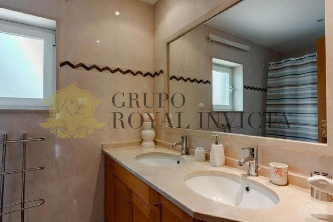 Moradia T4 para Venda em Gondomar (São Cosme), Valbom e Jovim Foto 27