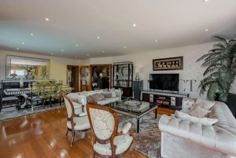 Moradia T4 para Venda em Gondomar (São Cosme), Valbom e Jovim Foto 12