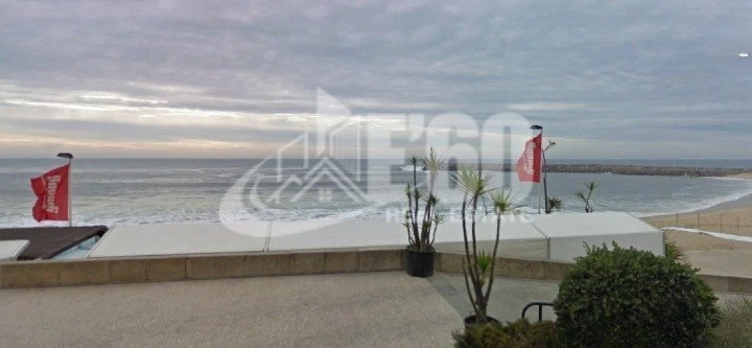 Loja para Arrendamento em Espinho Foto 4