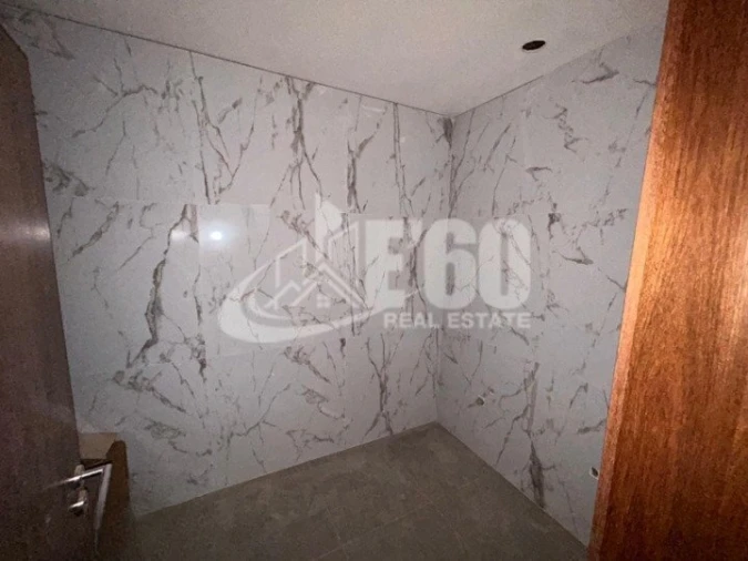 Loja para Arrendamento em Espinho Foto 18