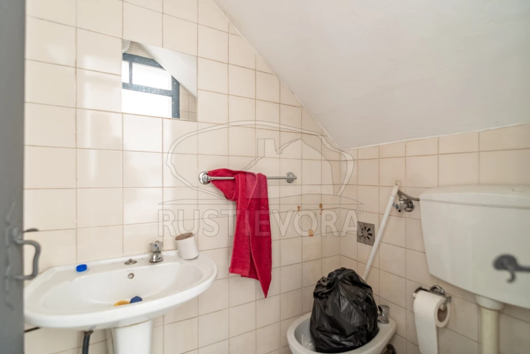 Loja para Venda em Évora (São Mamede, Sé, São Pedro e Santo Antão) Foto 8