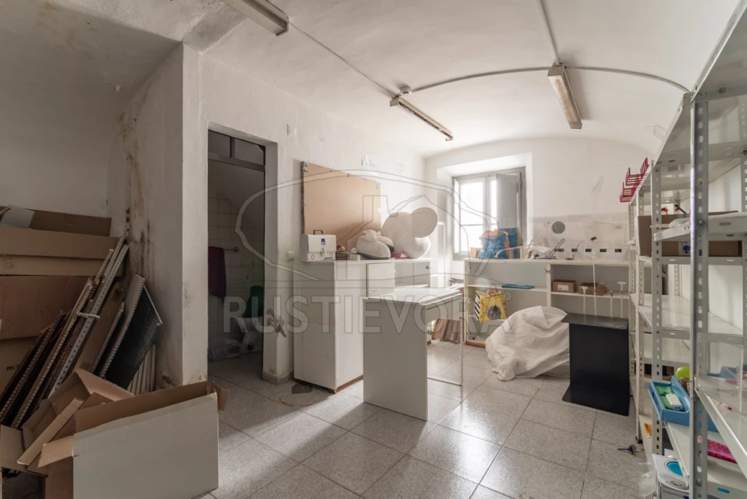 Loja para Venda em Évora (São Mamede, Sé, São Pedro e Santo Antão) Foto 7