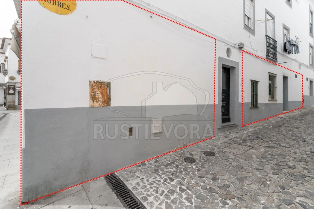 Loja para Venda em Évora (São Mamede, Sé, São Pedro e Santo Antão) Foto 13