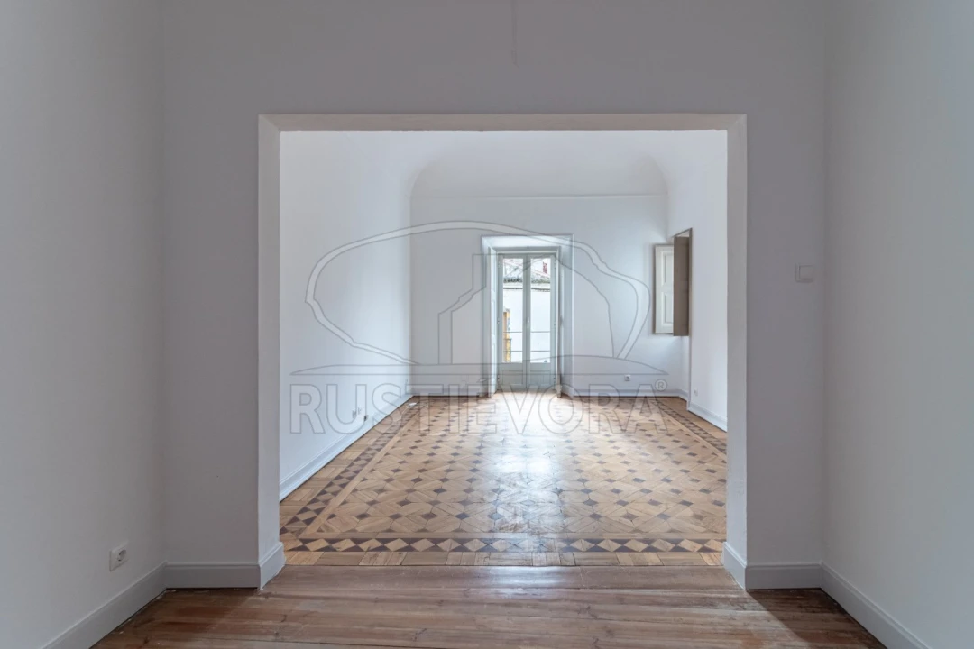 Moradia T4 para Arrendamento em Évora (São Mamede, Sé, São Pedro e Santo Antão) Foto 11