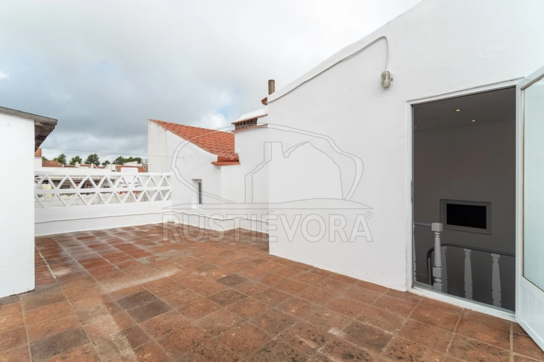 Moradia T4 para Arrendamento em Évora (São Mamede, Sé, São Pedro e Santo Antão) Foto 27