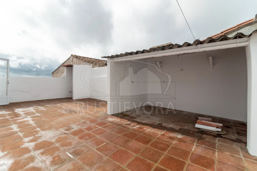 Moradia T4 para Arrendamento em Évora (São Mamede, Sé, São Pedro e Santo Antão) Foto 28