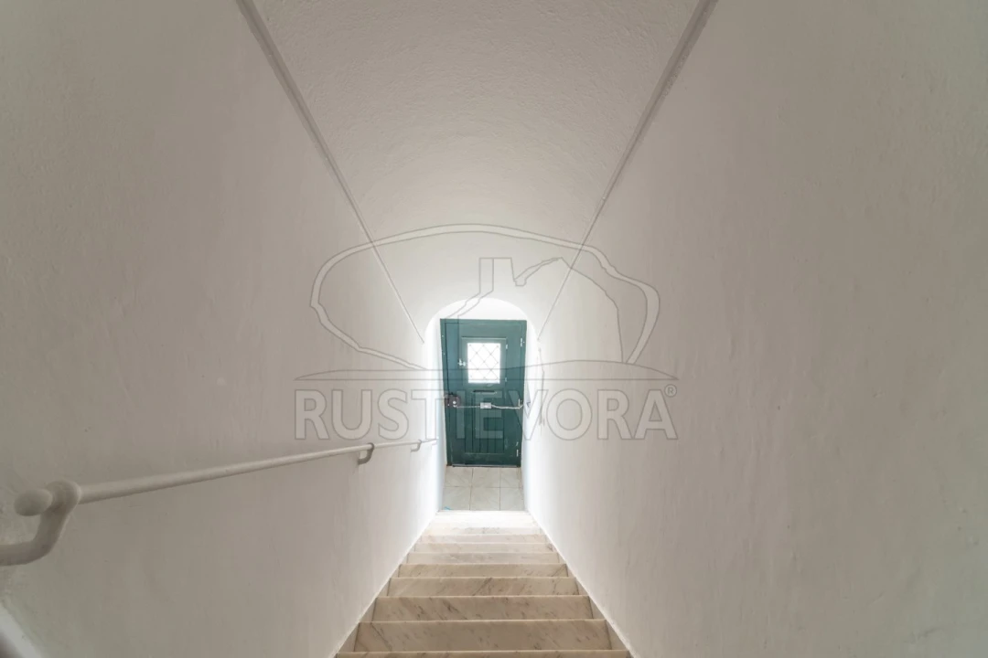 Moradia T4 para Arrendamento em Évora (São Mamede, Sé, São Pedro e Santo Antão) Foto 32