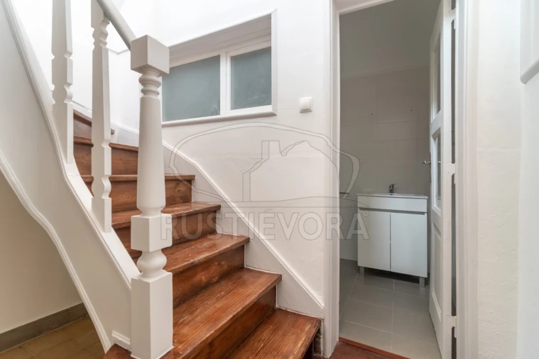 Moradia T4 para Arrendamento em Évora (São Mamede, Sé, São Pedro e Santo Antão) Foto 15