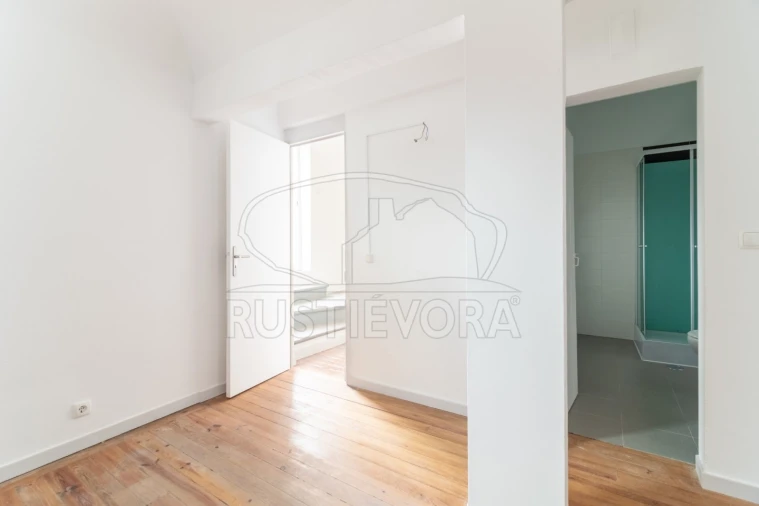 Moradia T4 para Arrendamento em Évora (São Mamede, Sé, São Pedro e Santo Antão) Foto 20