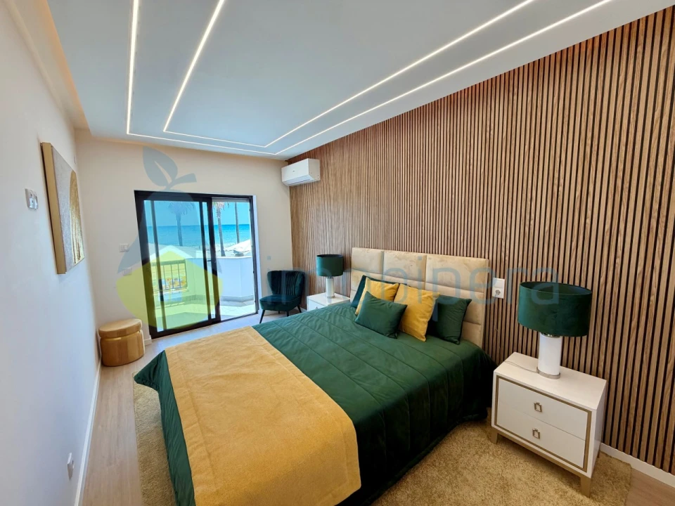 Apartamento T3 para Venda em Quarteira Foto 3