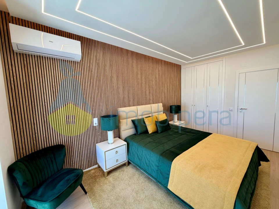 Apartamento T3 para Venda em Quarteira Foto 4