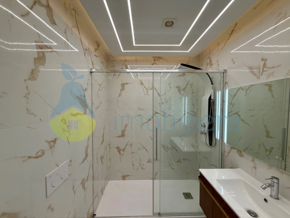 Apartamento T3 para Venda em Quarteira Foto 18