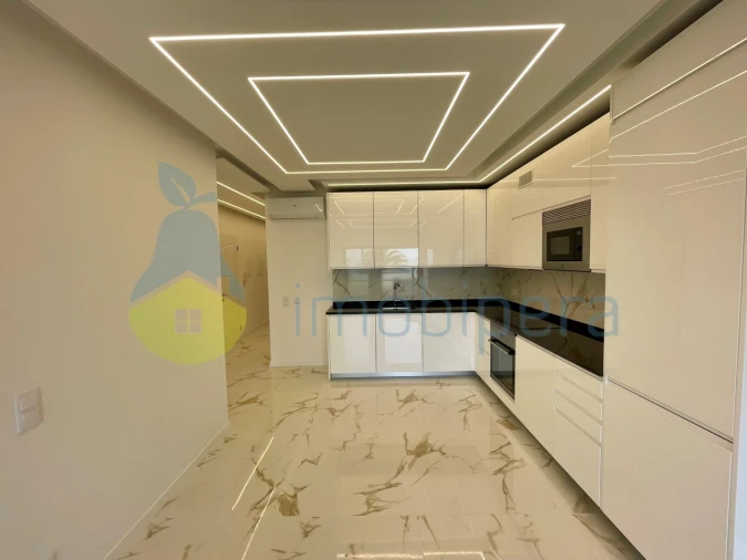 Apartamento T3 para Venda em Quarteira Foto 6