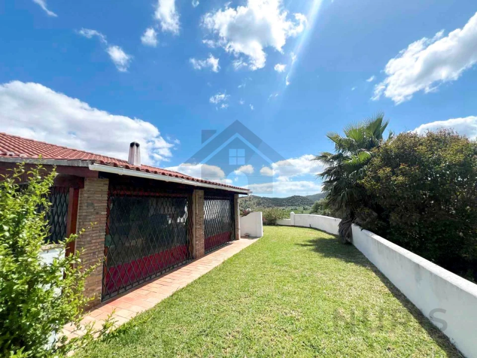 Quinta T4 para Venda em Silves Foto 16