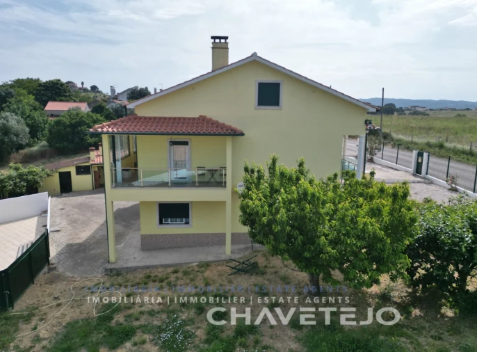 Moradia T5 para Venda em São João Baptista e Santa Maria dos Olivais Foto 5