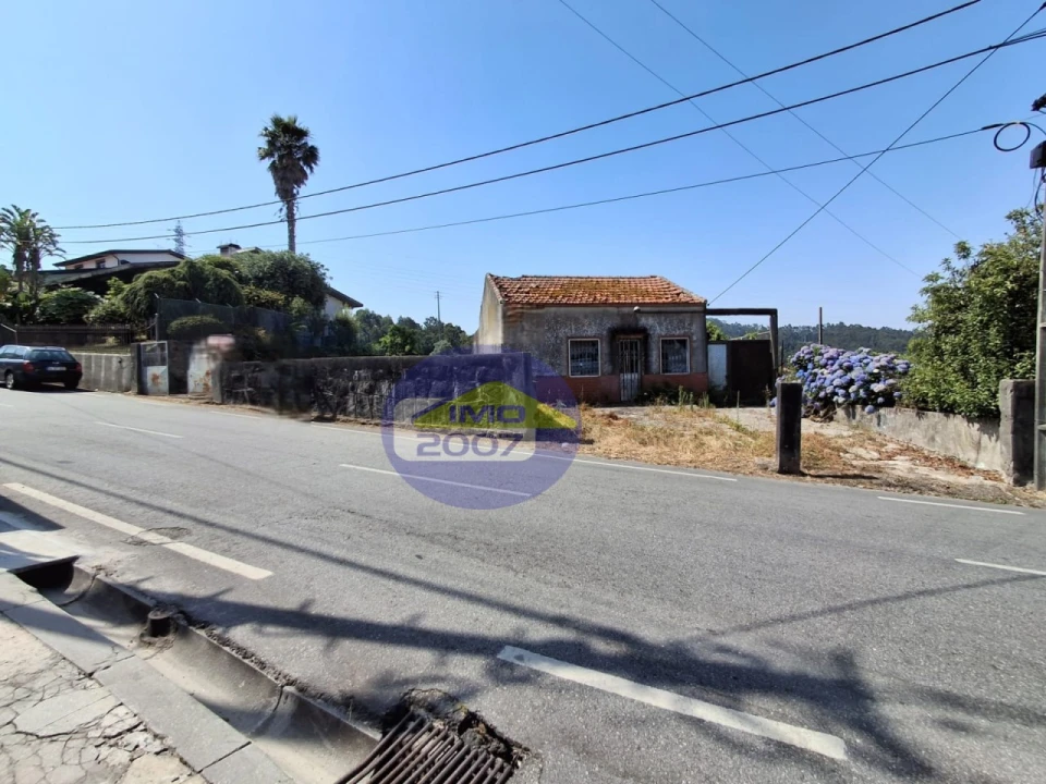 Moradia T1 para Venda em Nogueira da Regedoura Foto 5