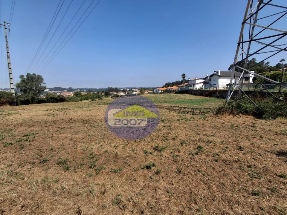 Moradia T1 para Venda em Nogueira da Regedoura Foto 19