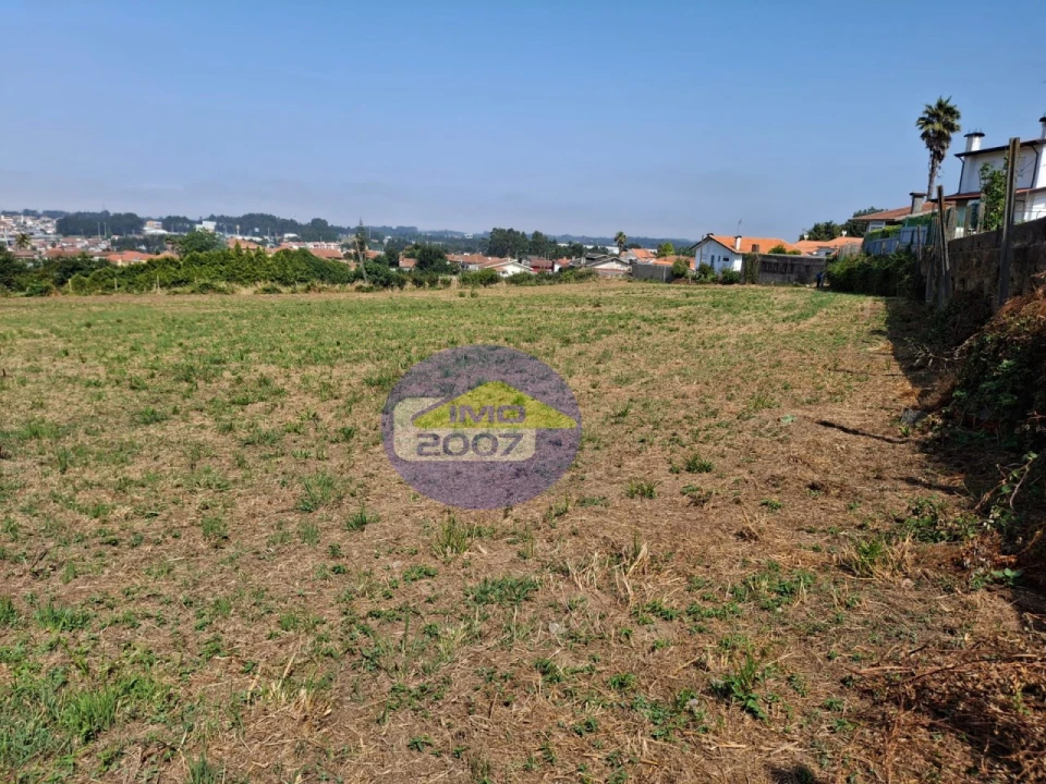 Moradia T1 para Venda em Nogueira da Regedoura Foto 26