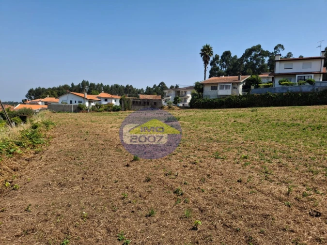 Moradia T1 para Venda em Nogueira da Regedoura Foto 14