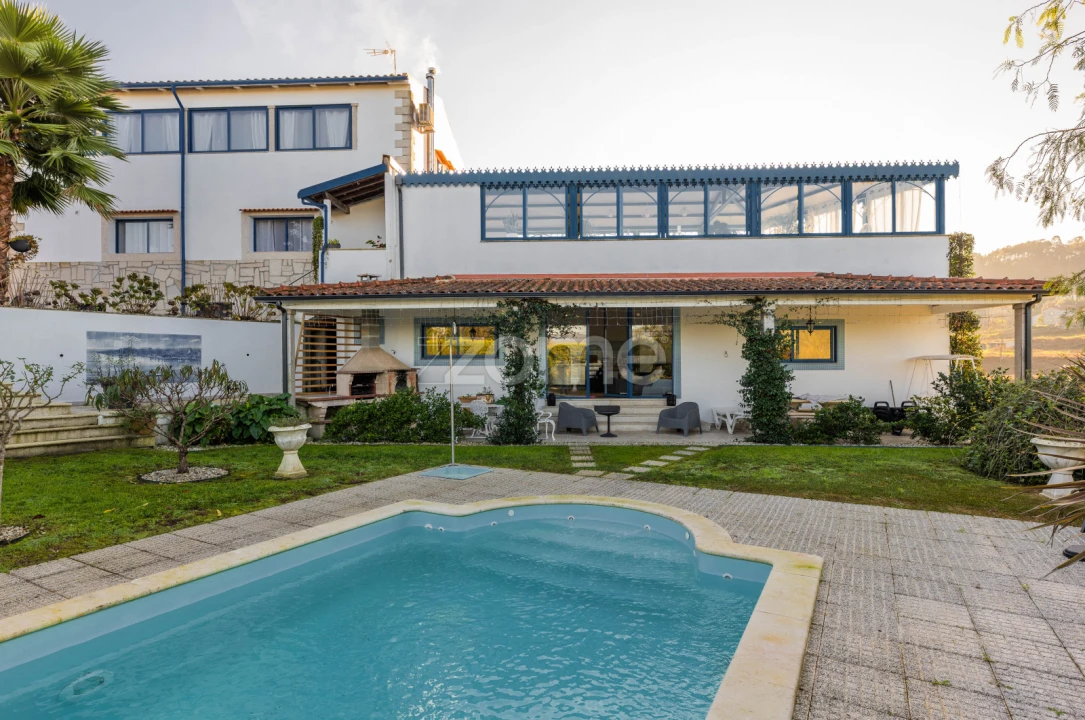 Moradia T3 para Venda em Santa Lucrécia de Algeriz e Navarra Foto 7