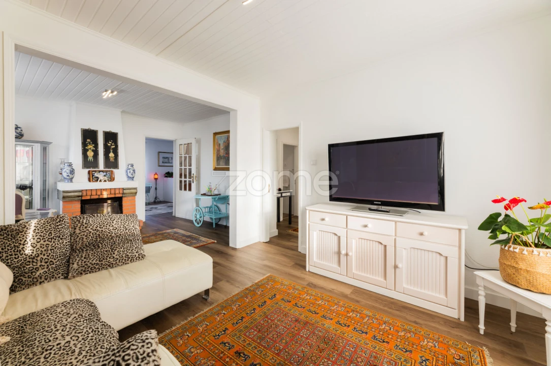 Moradia T3 para Venda em Santa Lucrécia de Algeriz e Navarra Foto 31