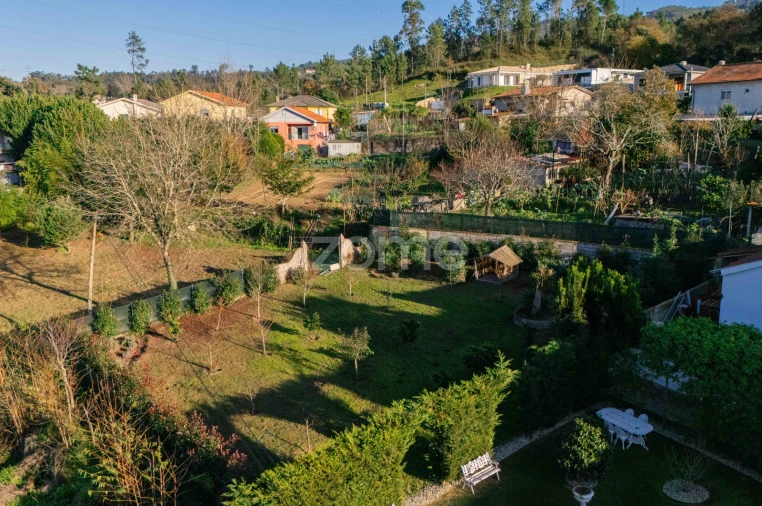 Moradia T3 para Venda em Santa Lucrécia de Algeriz e Navarra Foto 6