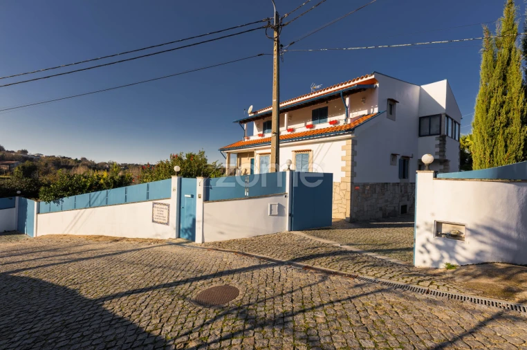 Moradia T3 para Venda em Santa Lucrécia de Algeriz e Navarra Foto 14