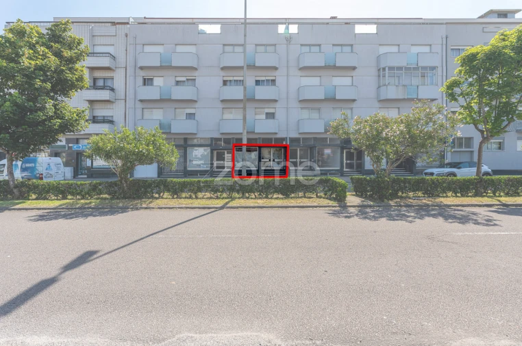 Negócio para Venda em Espinho Foto 9